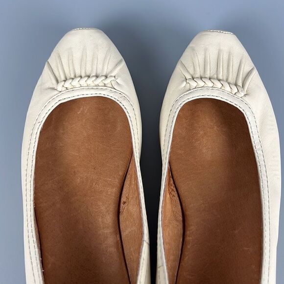 Like New Frye Clementine Ruching Skimmer Beige Flats size 5,5 M - Picture 12 of 13